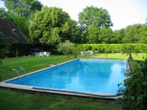 Maison de 2 chambres avec piscine partagee jardin amenage et wifi a Saint Branchs